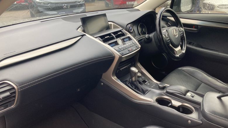 Lexus NX 300h 2.5 Luxury 5dr CVT Hybrid Estate